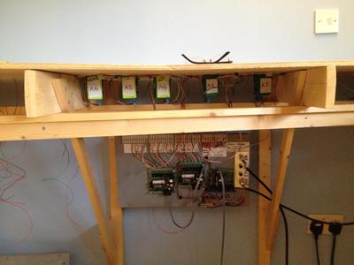 /images1014/ApchBoardWiring.thumbnail.jpg